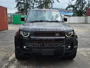 Land Rover Defender X-Dynamic SE 2024 Black