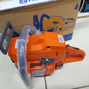 272*Xp Husqvarna Power Saw