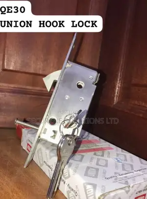 Union Cl-Sl-Qe30-Cy-Ss Narrow Stile Hook Lock,
