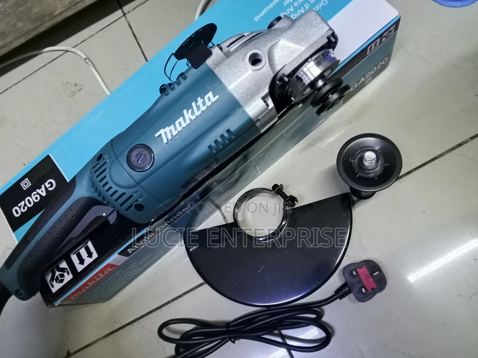 Makita Angle Grinder 9inch