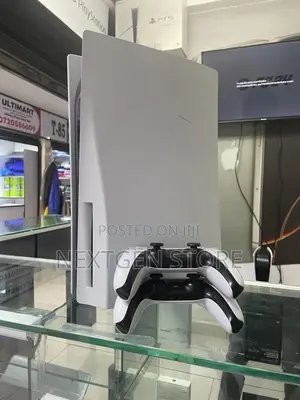 Playstation Ps5 Standard 825 Gb -Pre Owned