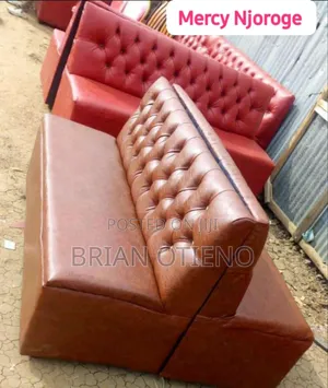 : Doted Bench