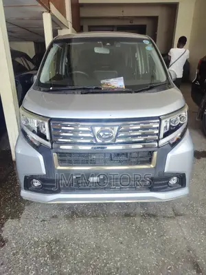 Daihatsu Move 2019 Silver