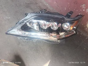 Lexus 2013 Headlight Zenon