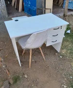 Nice Plastic Chair With Decent Table