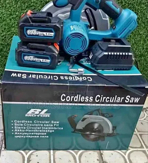 Cordless Makita Circular Saw