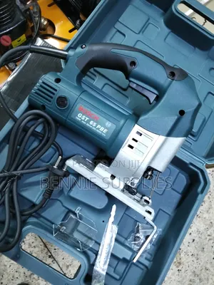 Affordable Jig Saw / Bosch Jig Saw 700 Watts