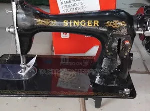 Singer Sewing Machine/Sewing Machine