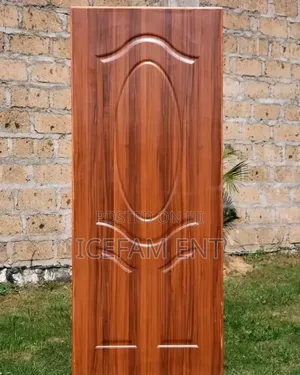 Laminated Mahogany Flash Door/3 Panels Embozed Door