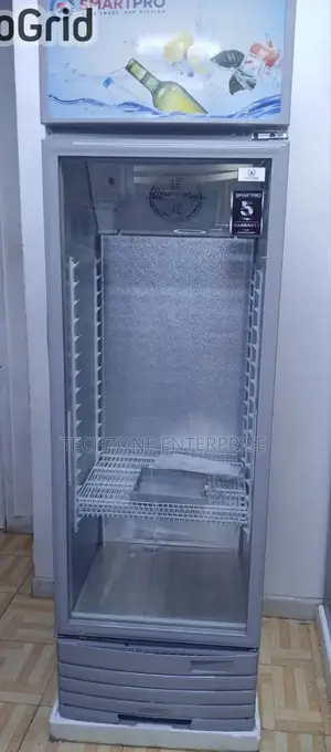 Smartpro SVS-450 330l Showcase Fridges With Lock and Keys 