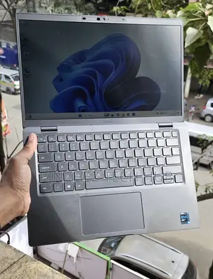 Laptop Dell Latitude 7420 16GB Intel Core I7 SSD 512GB