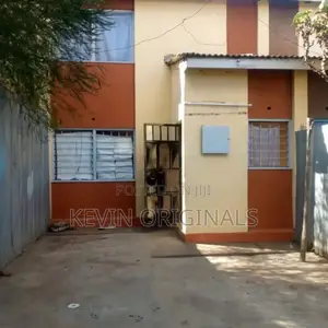 2bdrm Maisonette in Kariobangi South for sale