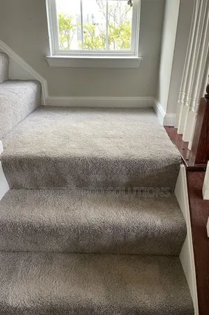 Elegant Grey Wall to Wall Carpet – Modern Versatile