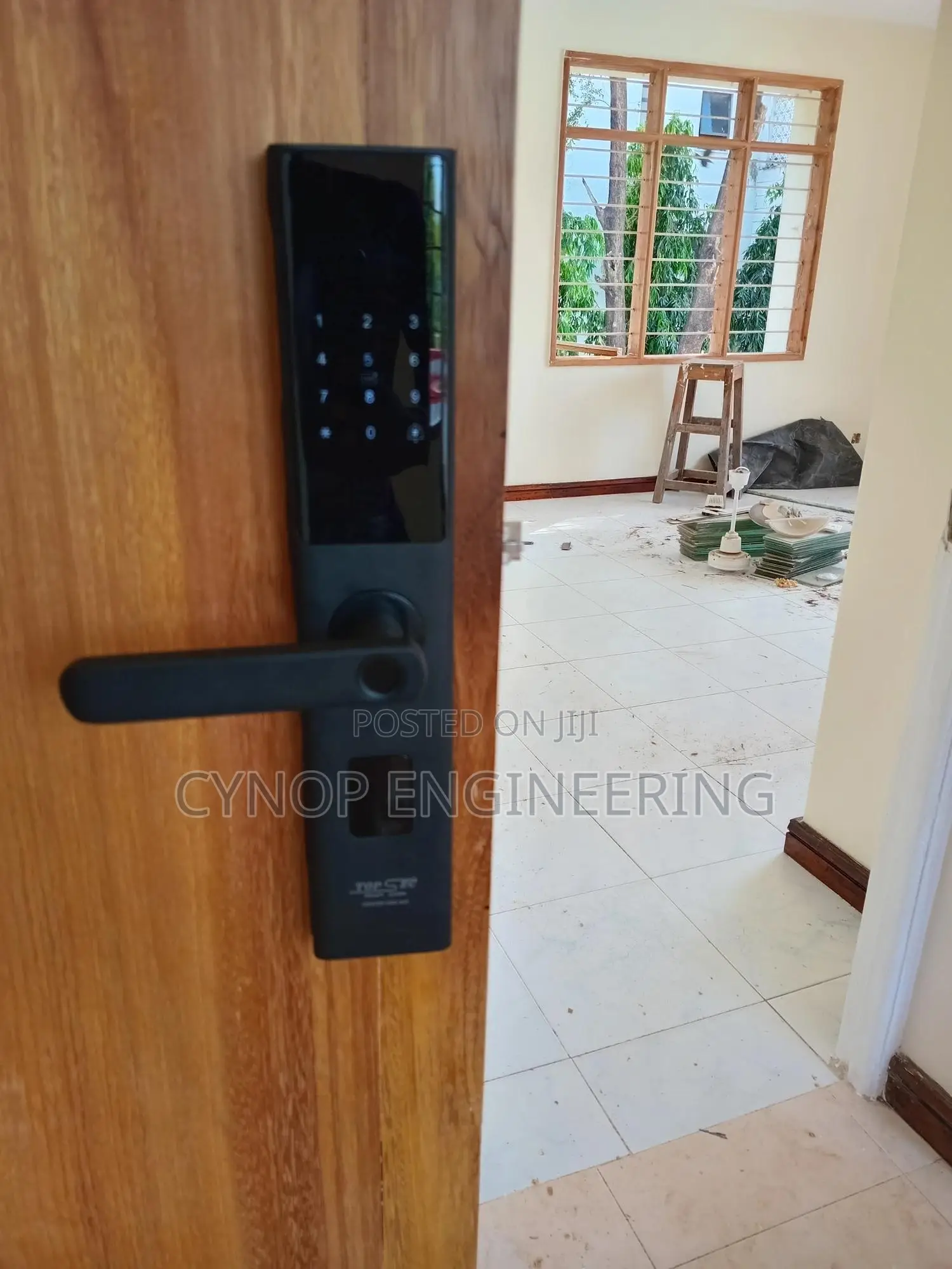 Intelligent Locks for Hotels