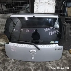 Toyota Porte Old Shape Tailgate, Model 2005/2012, Ex Japan