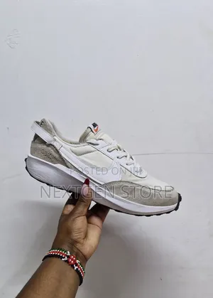 Nike Waffle Debut
