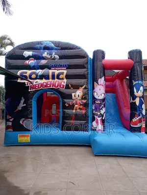 Sonic the Hedgehog Bouncing Castle – Speed Into Fun