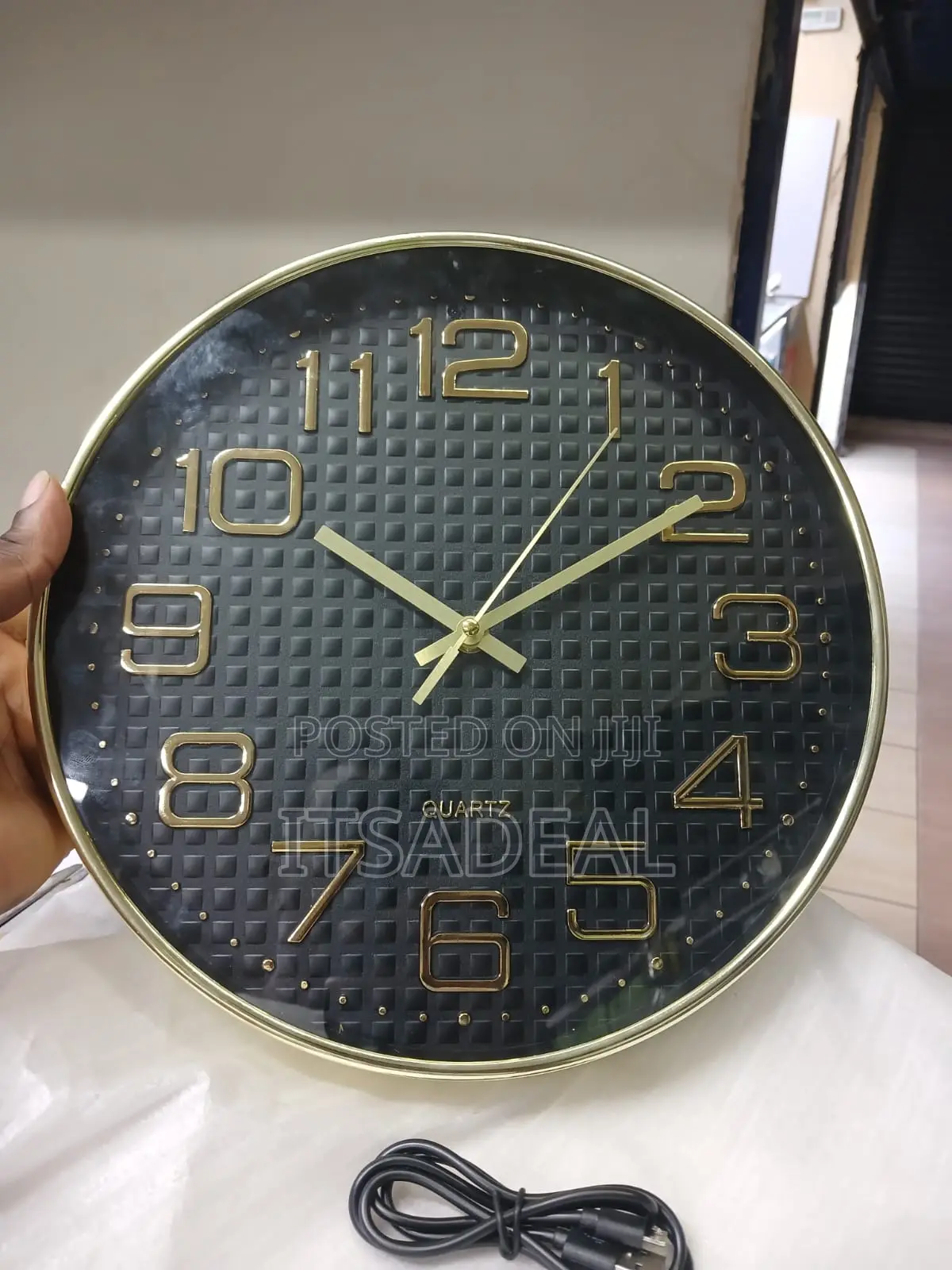 Wall Clock Hidden CCTV Camera