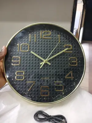 Wall Clock Hidden CCTV Camera