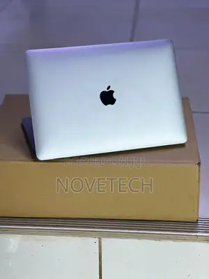 Laptop Apple MacBook Pro 2020 16GB Intel Core I7 SSD 500GB