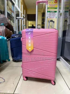 Medium Pink Suitcase (15-18kgs)