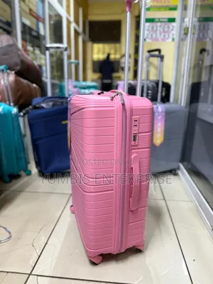 Medium Pink Suitcase (15-18kgs)