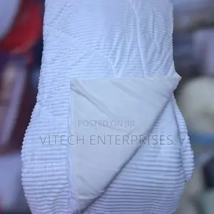 *Single Velvet Woollen Duvets White