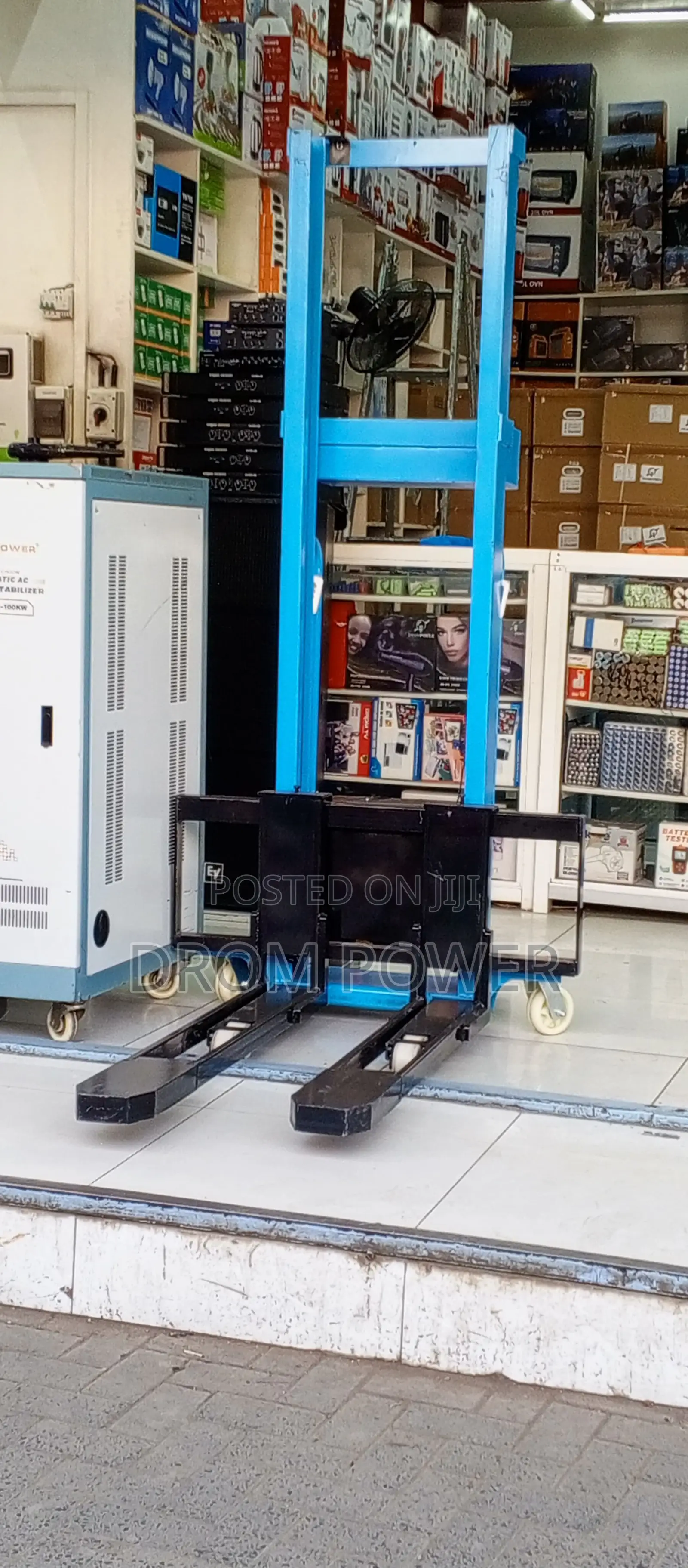 Electric Hydraulic Lift Stacker / Forklift
