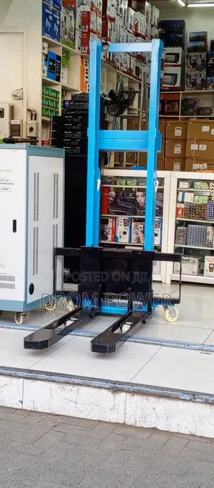 Electric Hydraulic Lift Stacker / Forklift