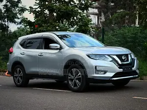 Nissan X-Trail 2.0 Petrol FWD 2018 Silver