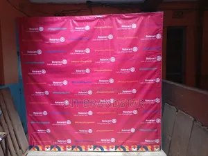 Media Banner Stand