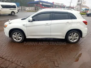 Mitsubishi RVR 2.0 2012 White