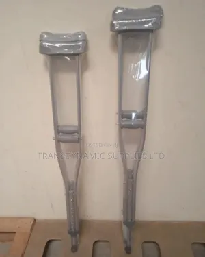 Adjustable Underarm Crutches