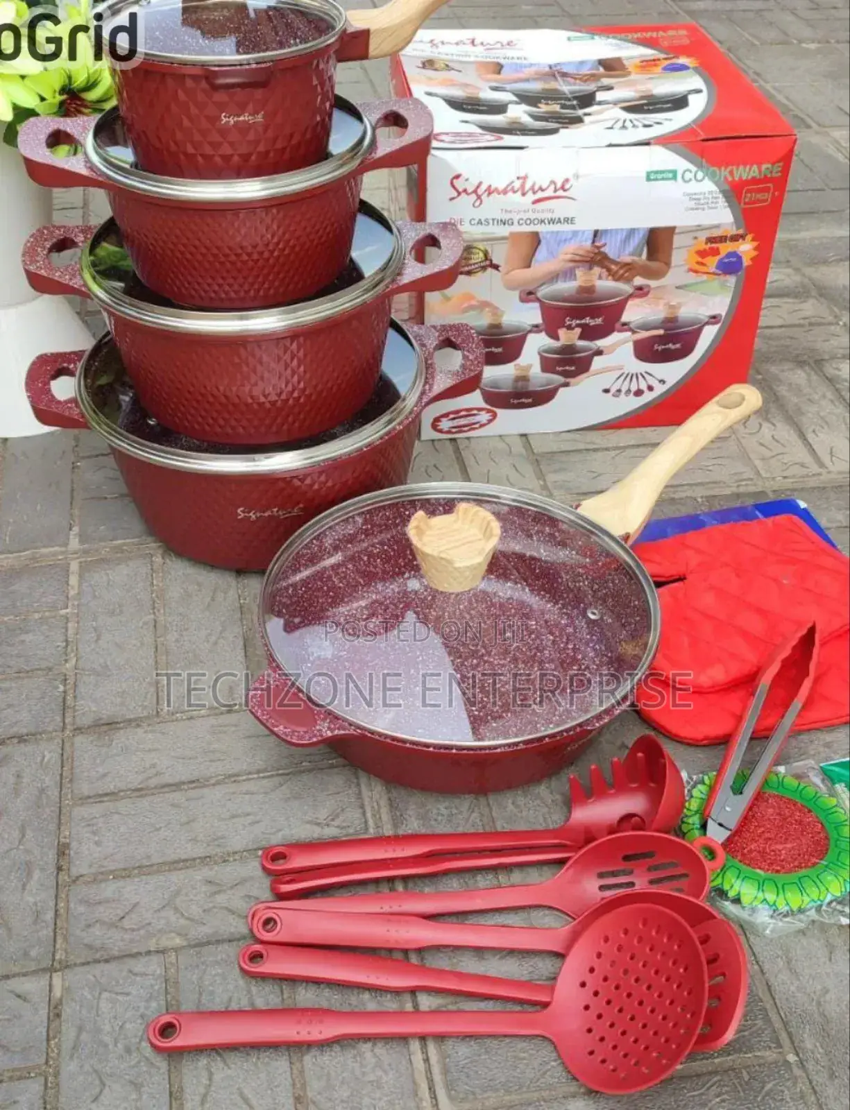 *Signature 21 PCS Die Cast Granite Cookware Set 