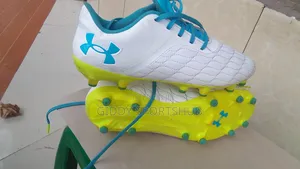 Under Armour Magnetico Size 40