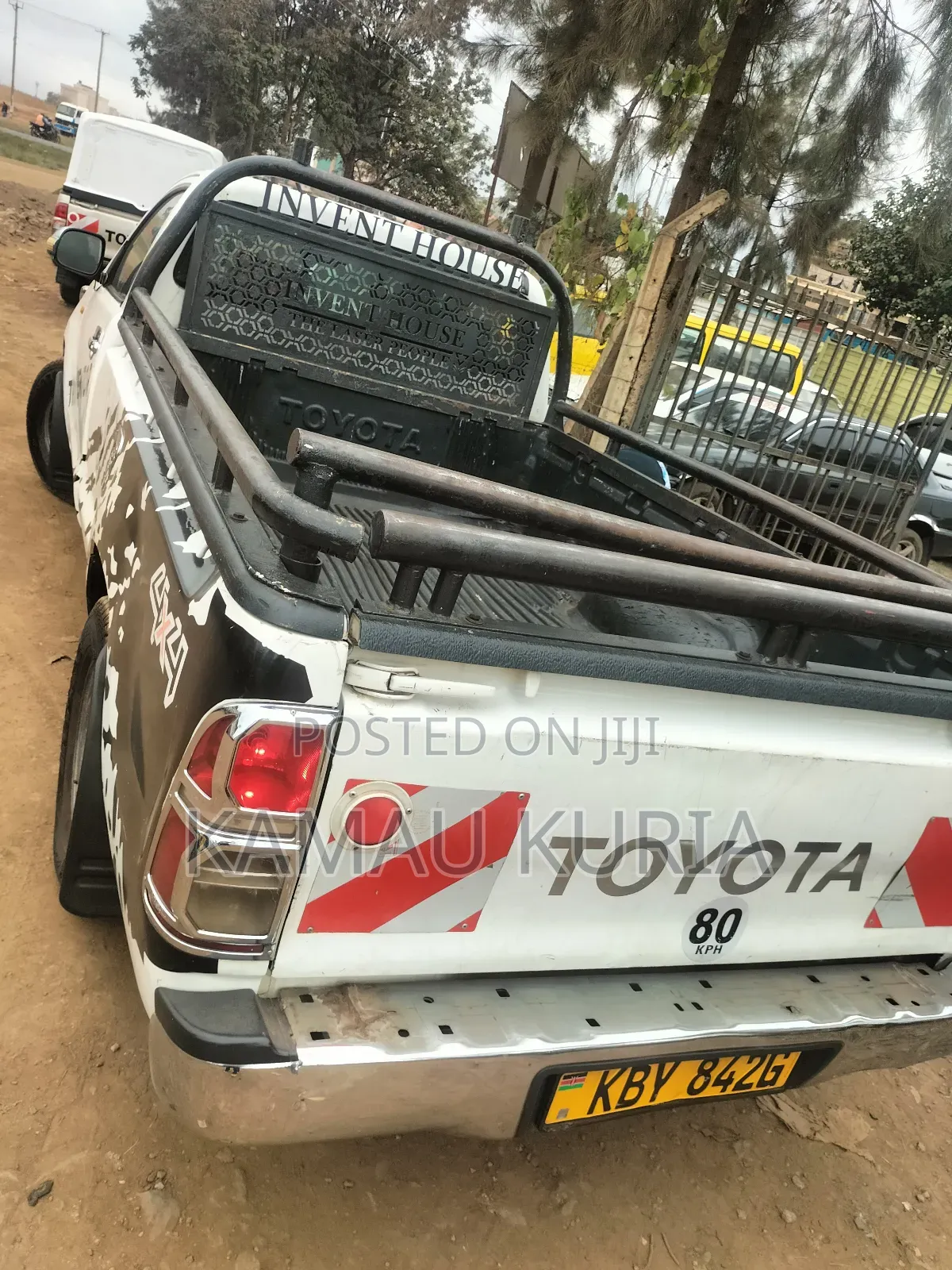 Toyota Hilux 2014 White