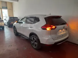 Nissan X-Trail 2.0 Petrol AWD 2018 White