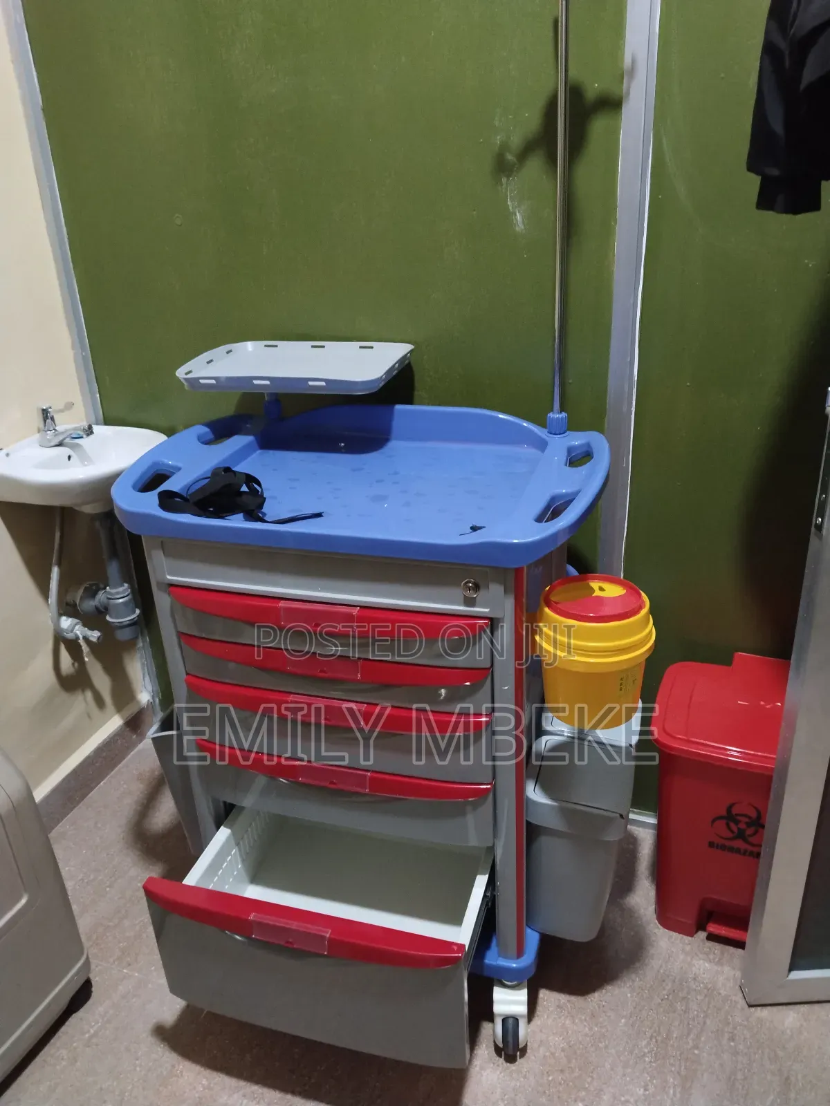 Emergency Trolley Instrument