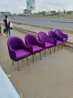 Latest Design Manicure Purple Seats 