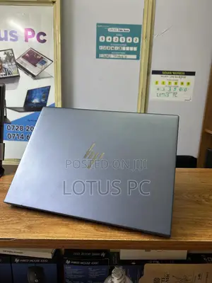 Laptop HP Dragonfly G3 32GB Intel Core I7 SSD 512GB