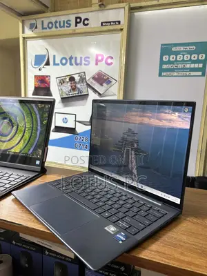 Laptop HP Dragonfly G3 32GB Intel Core I7 SSD 512GB