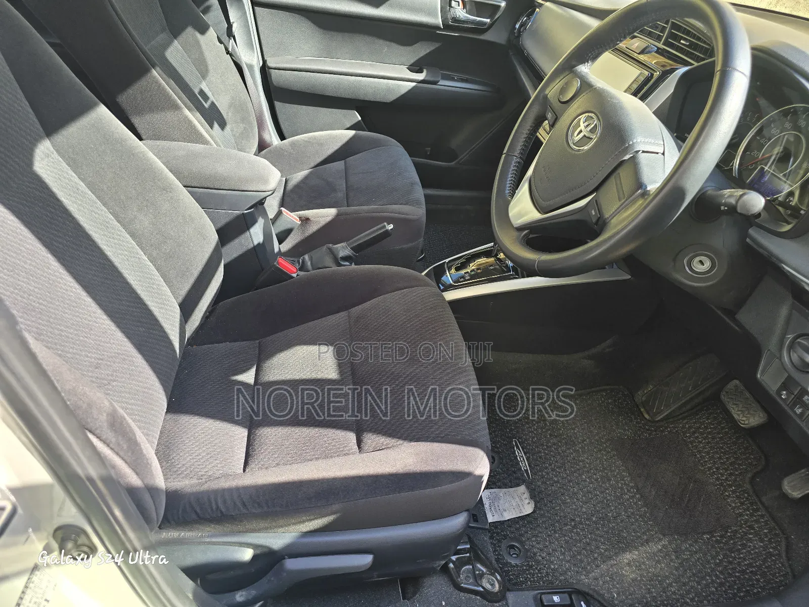 Toyota Axio 2017 White