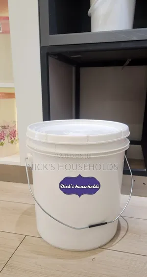 Commercial Plastic Bucket