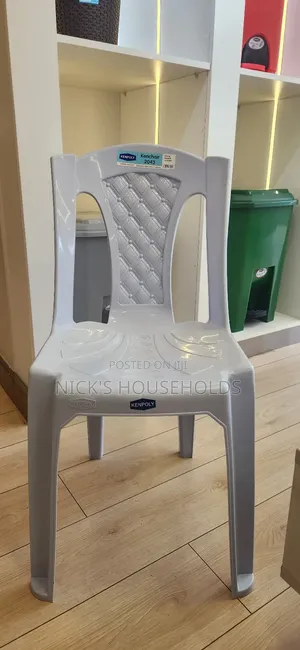2044 Plastic Chair