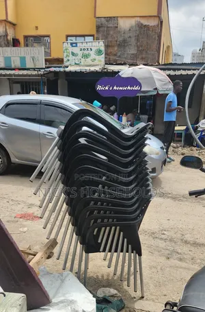 Plastic Chair With Heavy Chrome Legs