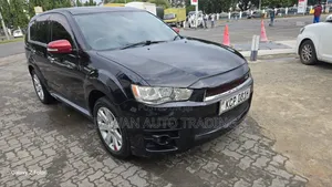 Mitsubishi Outlander 2012 Black