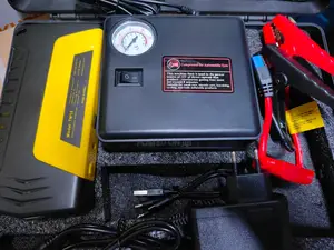 Portable Jump Starter Kit
12 Volts.
With Air Compressor