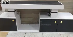 Istanbul 1 Modern Tv Stand With Led Lights
Upto 65 Inch 