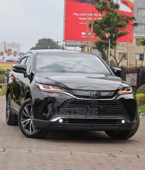 Toyota Harrier 2.0 2020 Black
