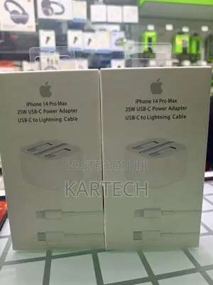 Apple 14 Pro Max
25w Usb-C Charger Usb-C to Lightning Cable